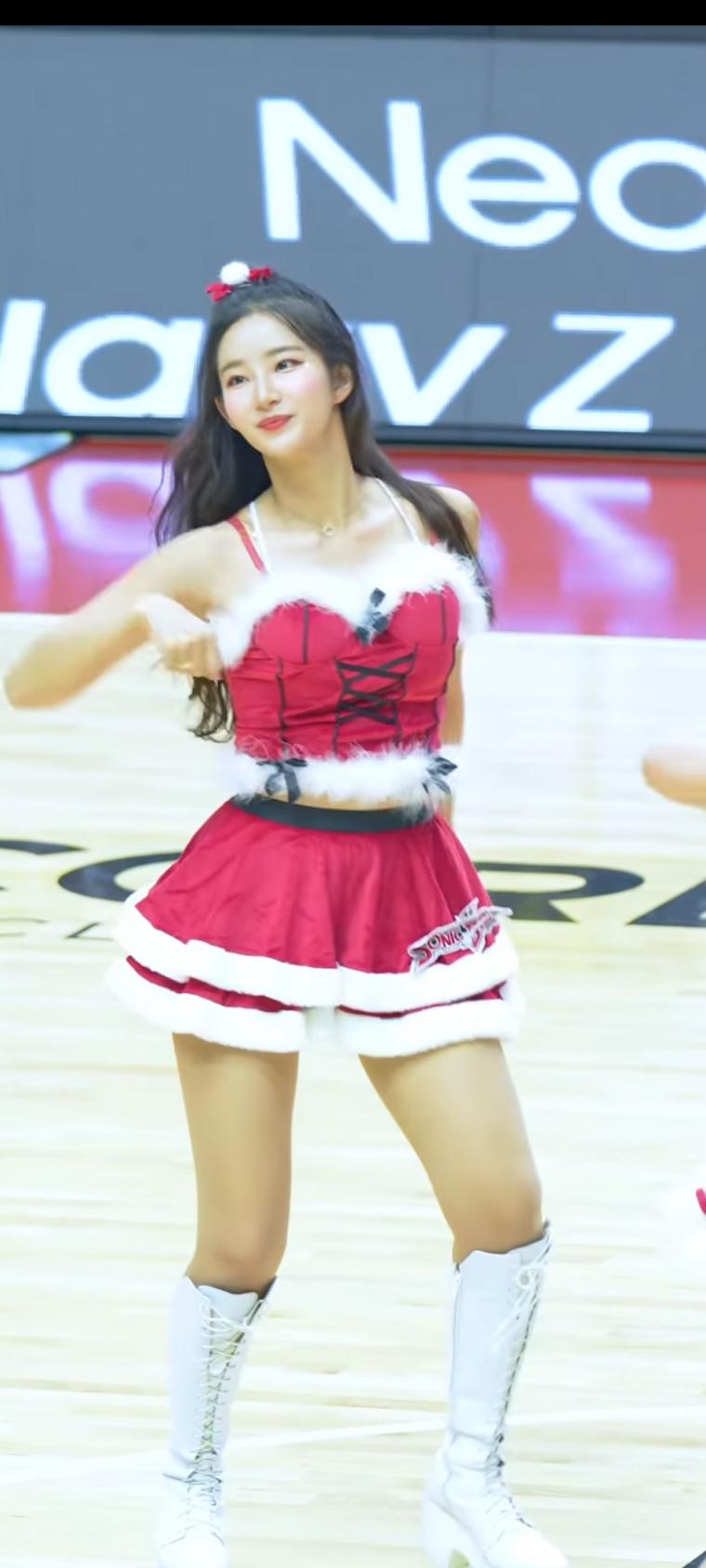 Kim Jin Ah's cheerleader