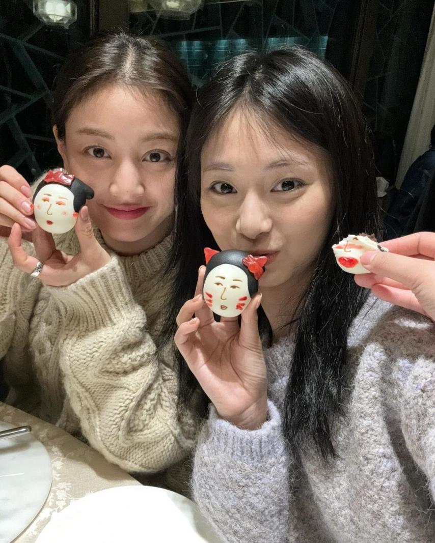 TWICE's Instagram - Jeongyeon, Jihyo, and TZUYU