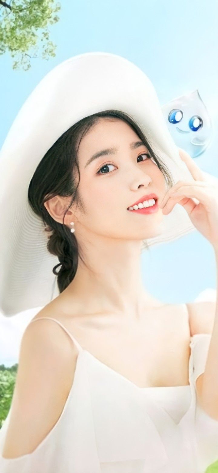 IU