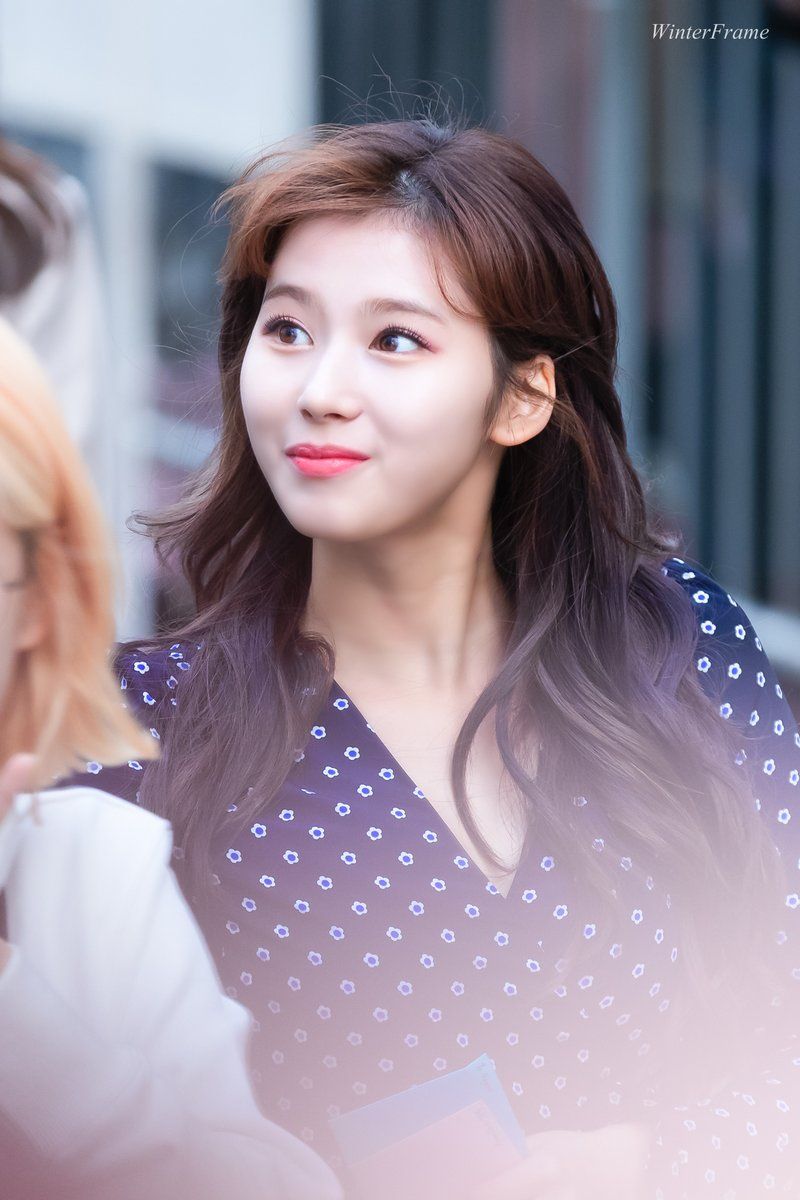 TWICE SANA