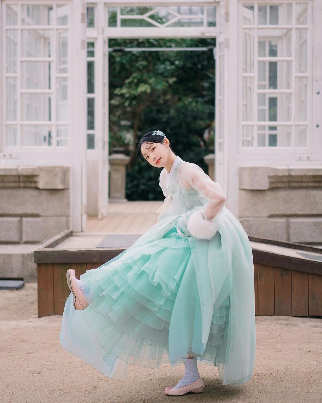 Kwak Minseon Hanbok