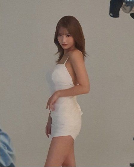 TWICE MOMO