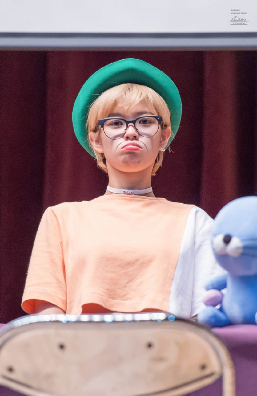 Handsome and pretty, Jeongyeon