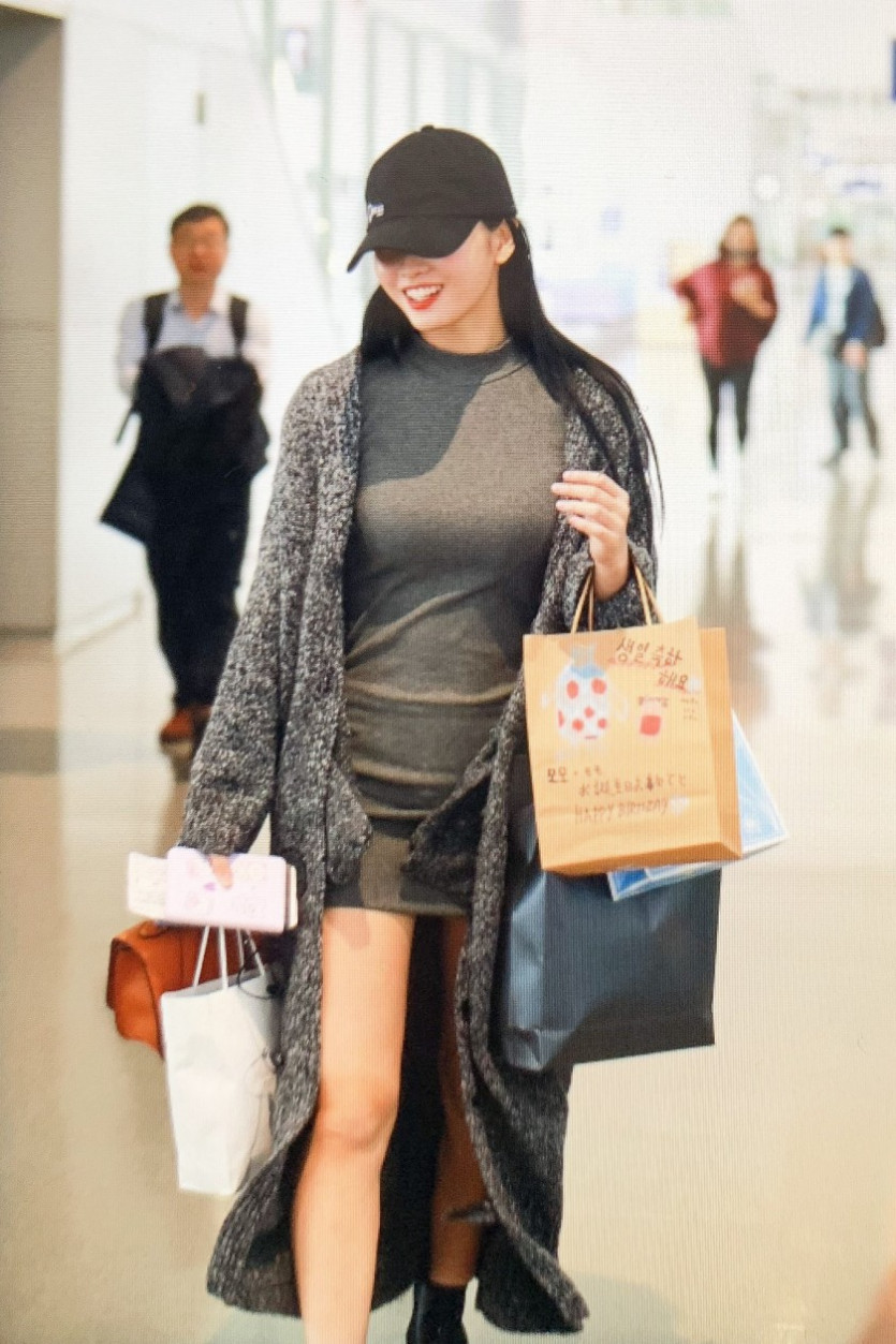 Airport dress fit MOMO