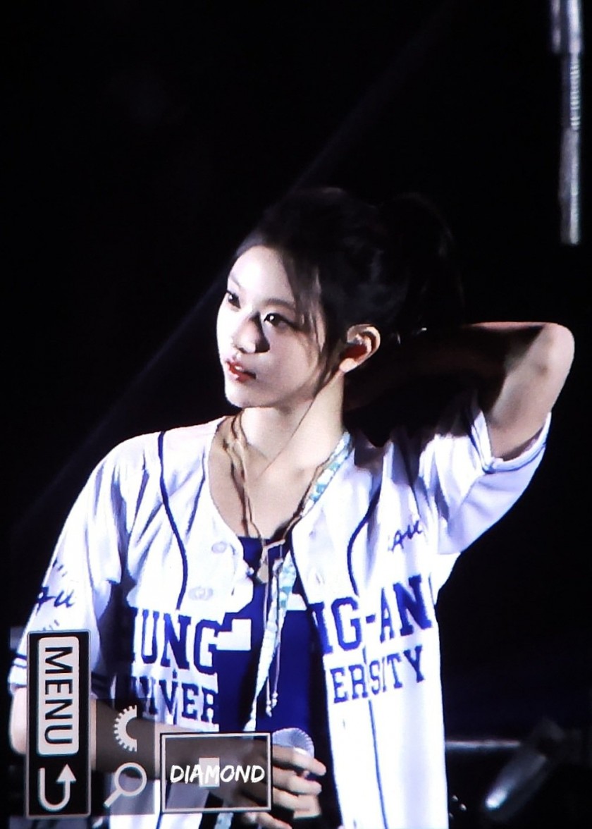 [New Jeans] New Jeans Haerin with a ponytail at the Chung-Ang University Festival