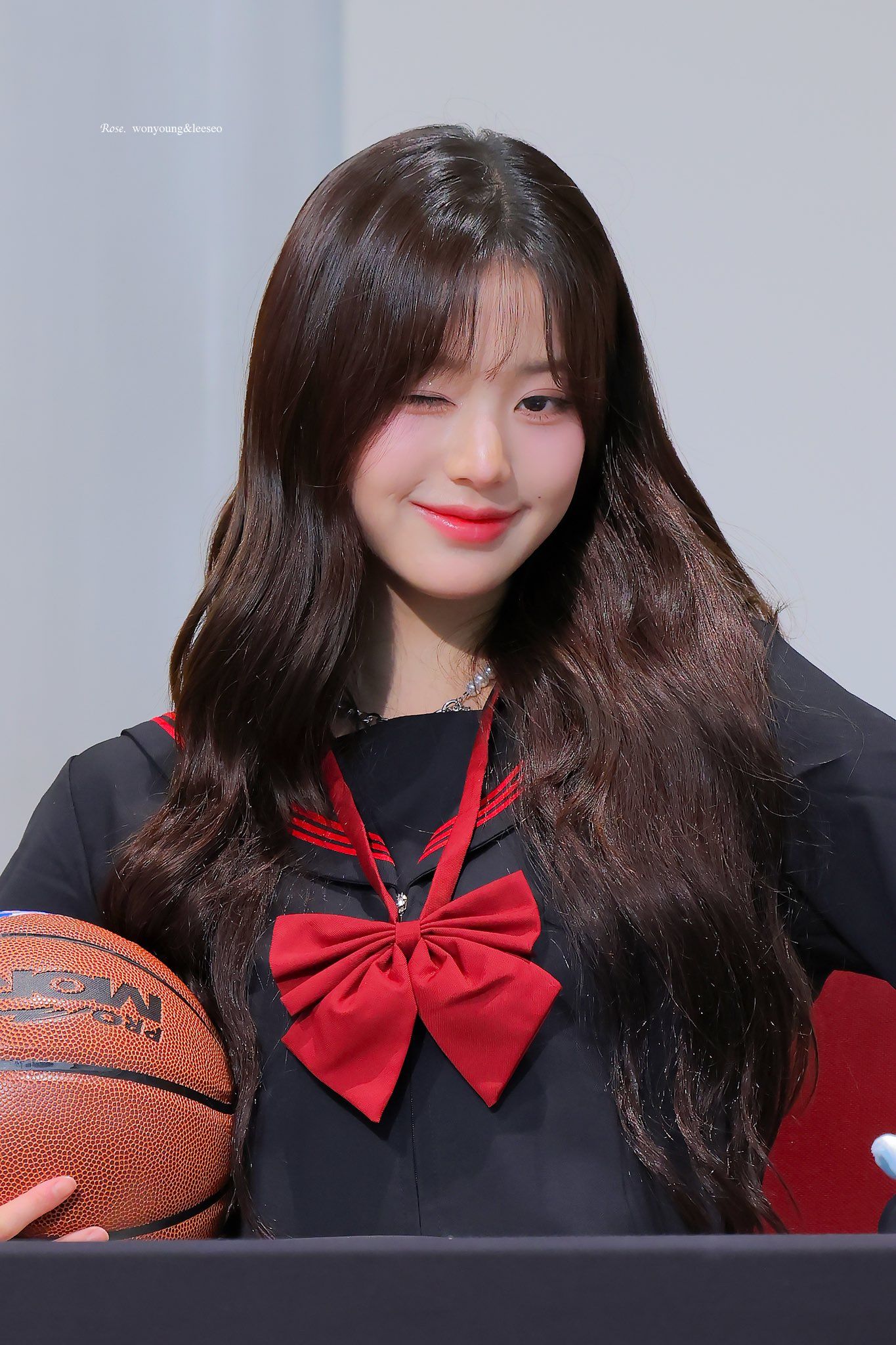 Jang Wonyoung fan signing event