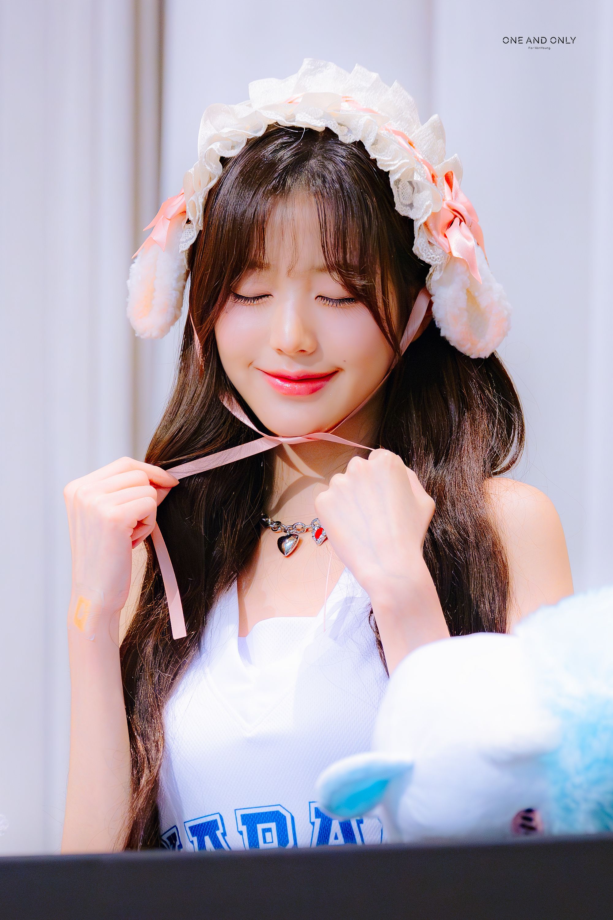 Jang Wonyoung fan signing event