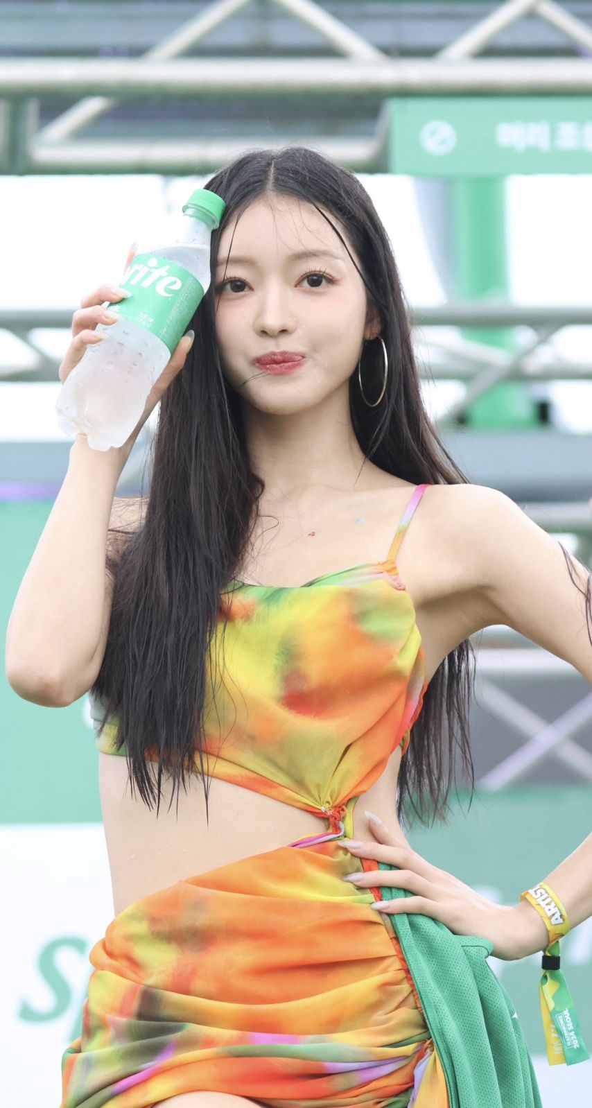 (SOUND)Oh My Girl YooA Water Bomb Colorful Orange Beachwear Body