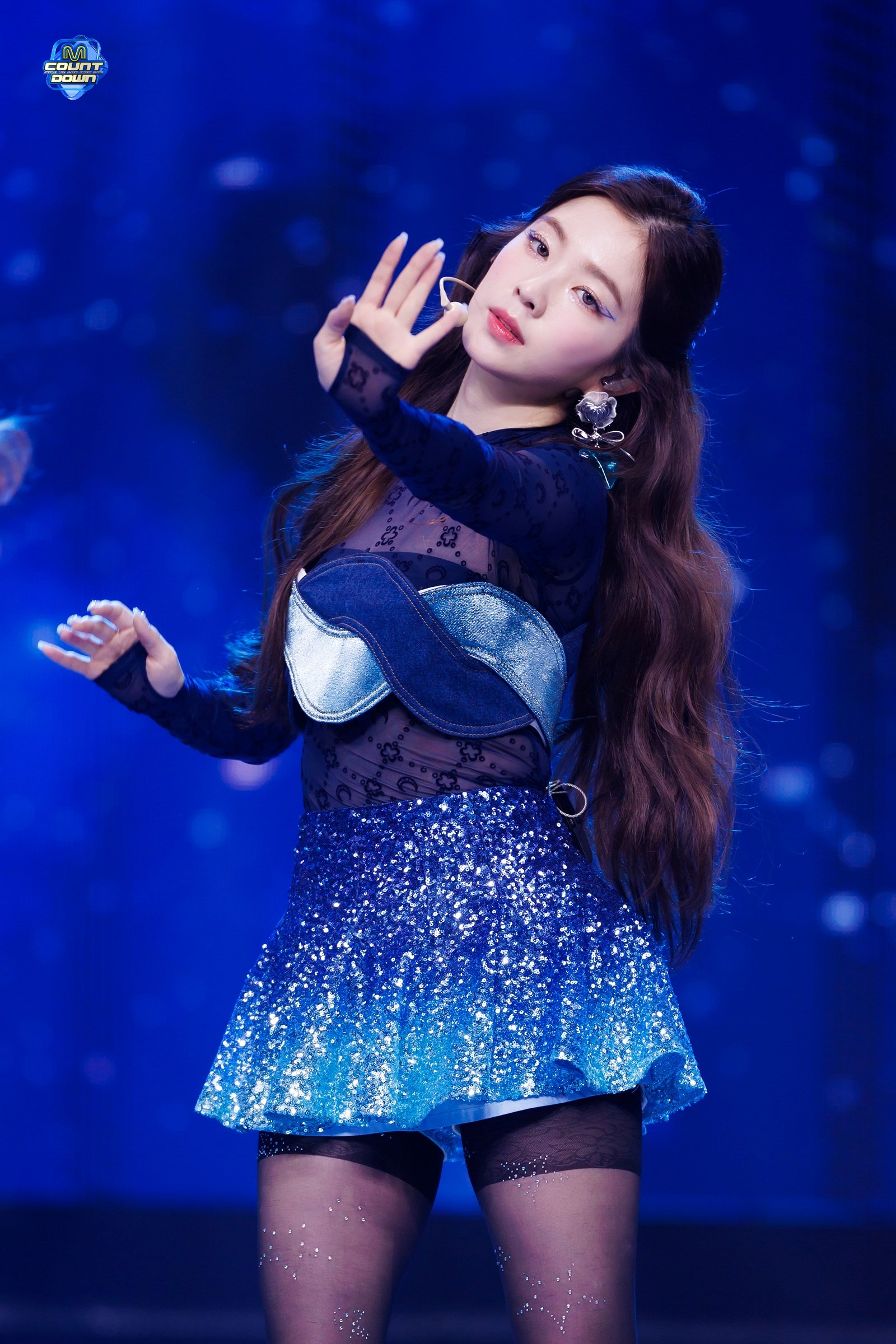 Red Velvet Irene Blue See-through Costume Gums Band (High Definition)