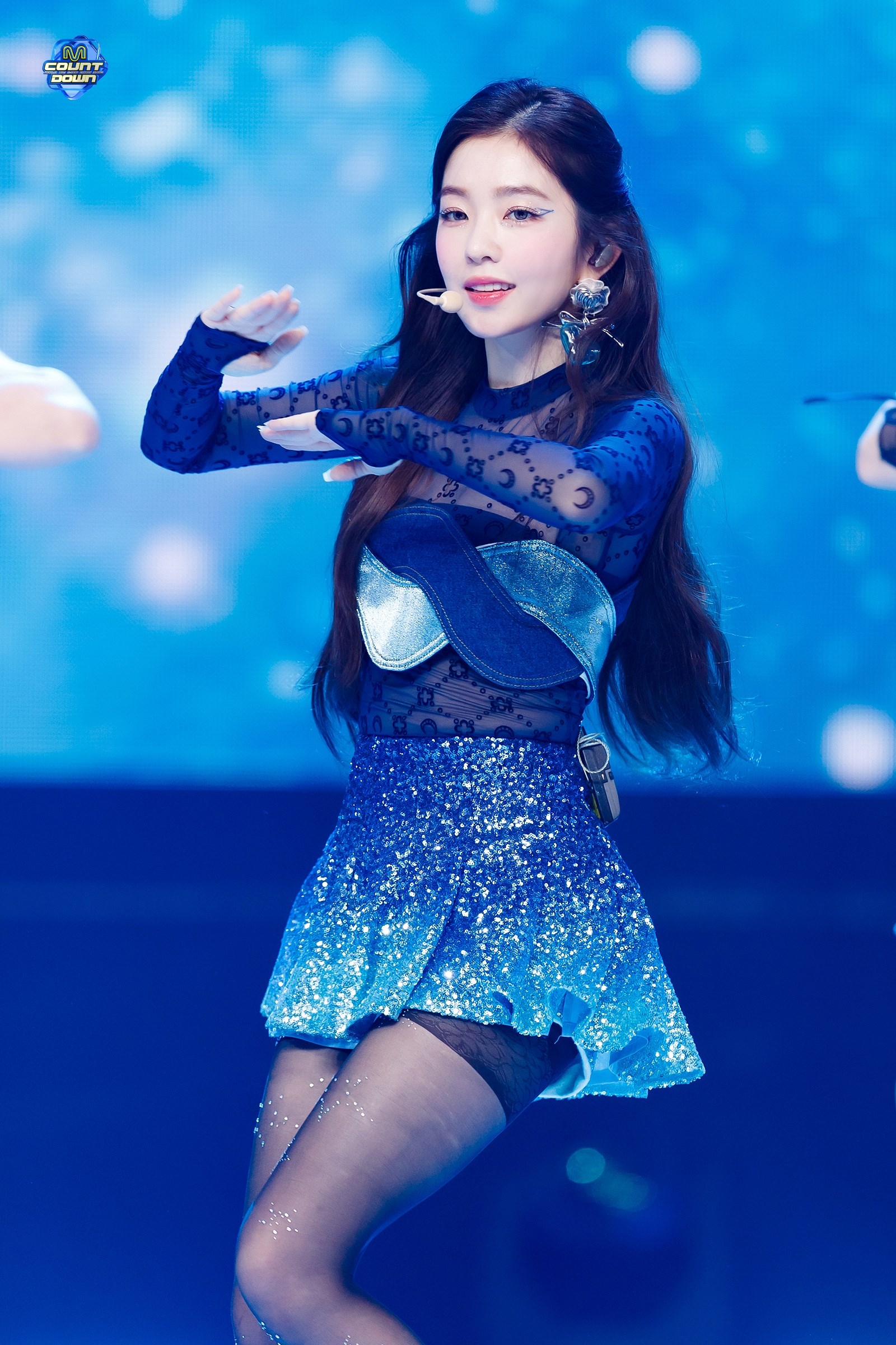 Red Velvet Irene Blue See-through Costume Gums Band (High Definition)