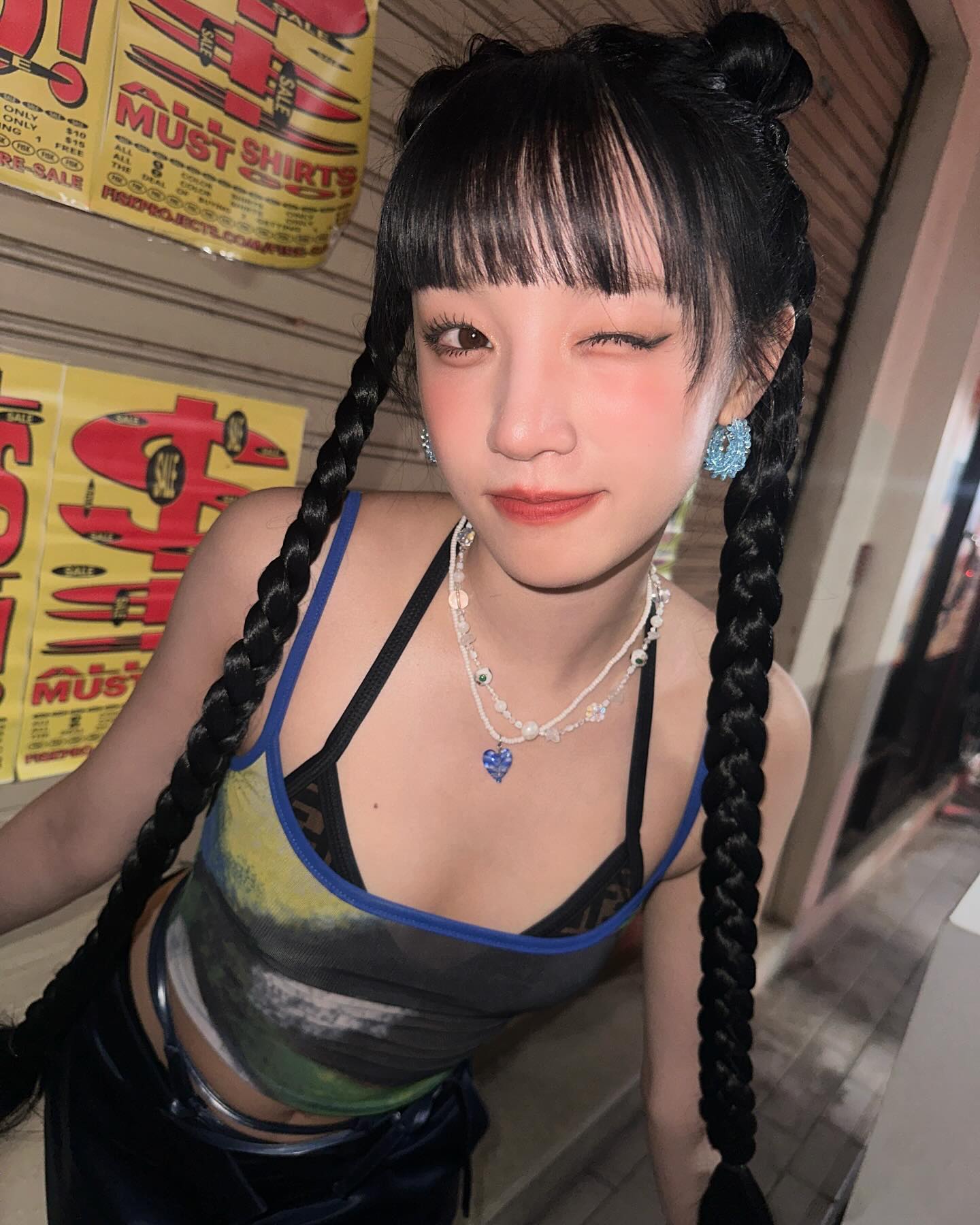 See-through string tank top, string bikini bust + belly button kids Yuqi