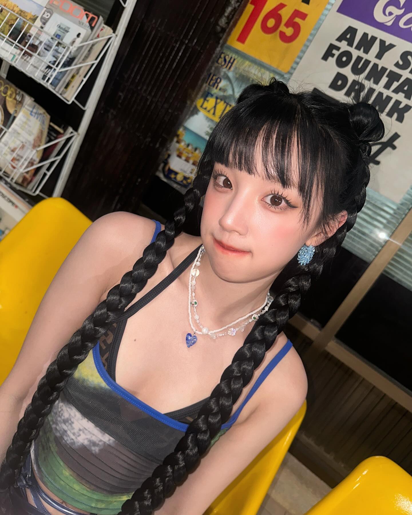 See-through string tank top, string bikini bust + belly button kids Yuqi