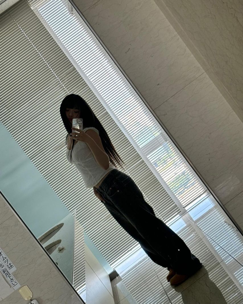 New Jeans Hani