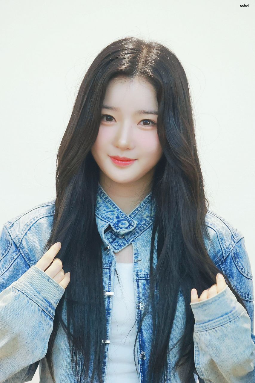 Triple S Kim Yoo-yeon