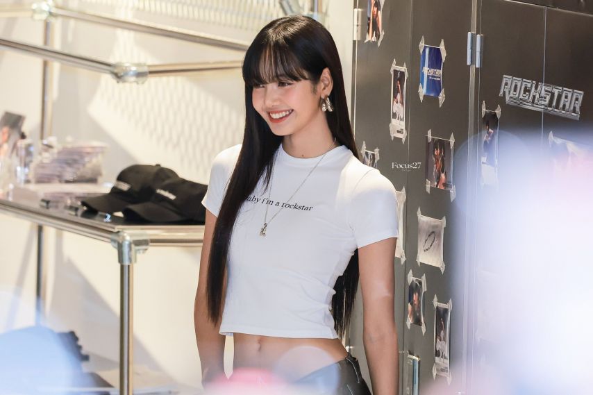 Lisa (Blackpink) ‘ROCKSTAR’ POP-UP STORE Seoul