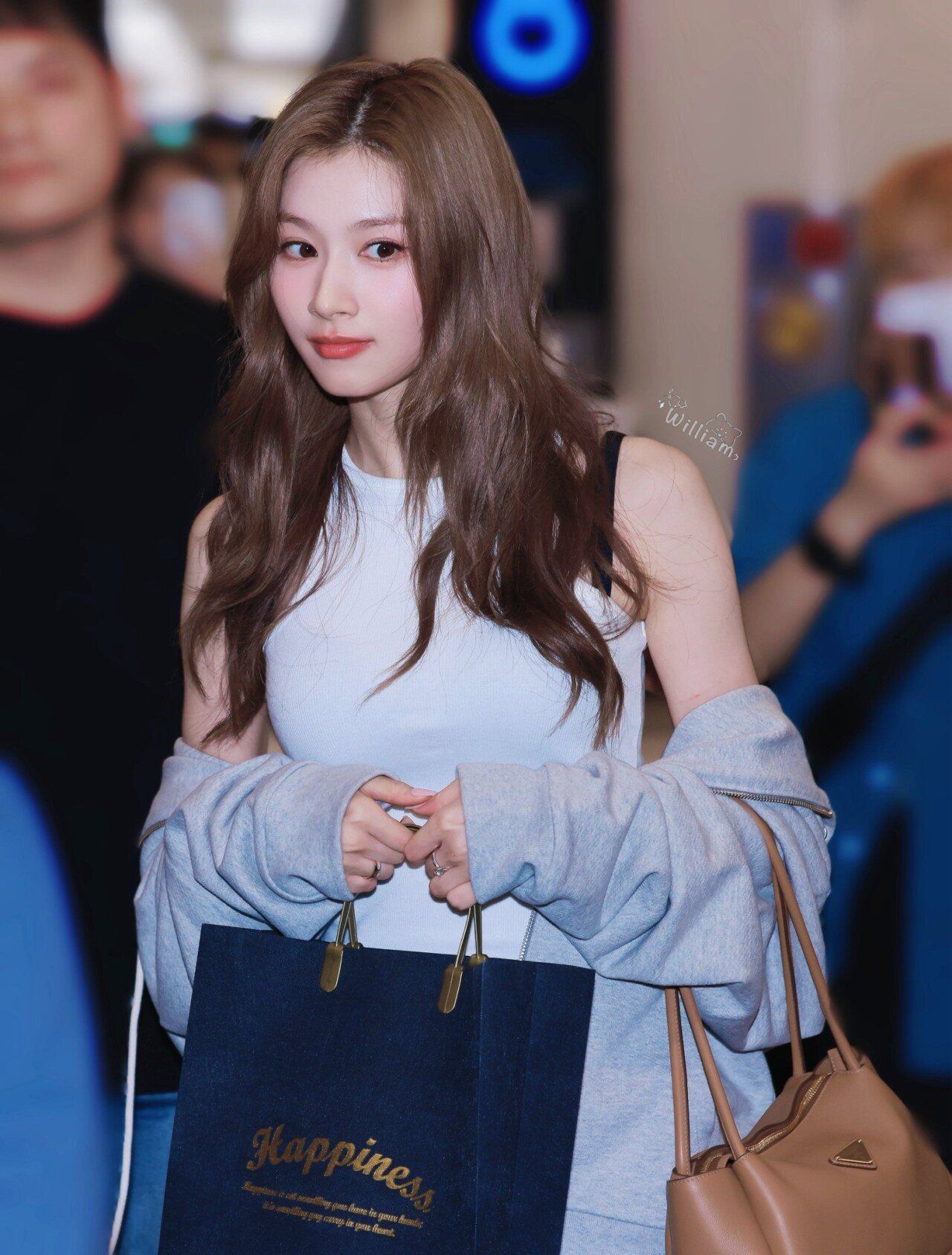 Sana’s beauty 10 years since her debut