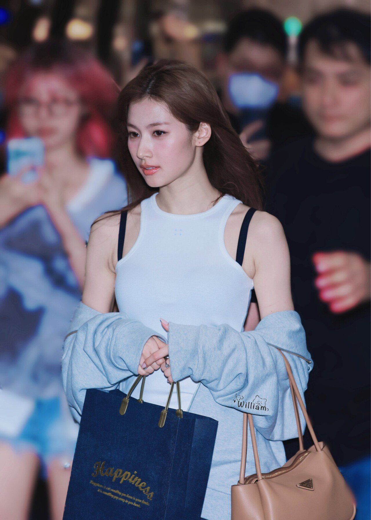 Sana’s beauty 10 years since her debut