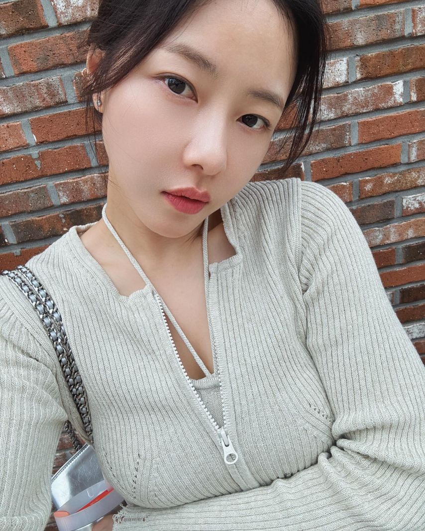 Park Ha-na's Instagram