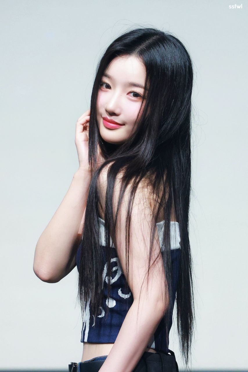 Triple S Kim Yoo-yeon