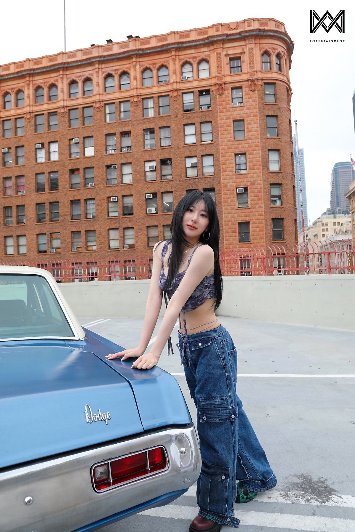 Behind the scenes of Lee Chae-yeon’s MV filming