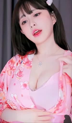 (SOUND)BJ Kim Bbang Tangyul Yukata Pink Bra Cleavage Ikuyot Dance