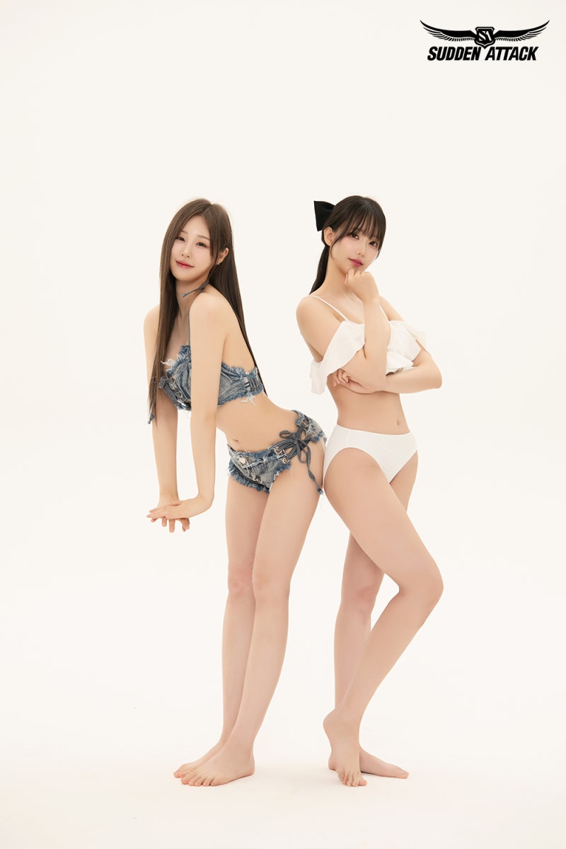 QWER Chodan Magenta Sudden Attack swimsuit wearing lily pose feat. Hangaeng