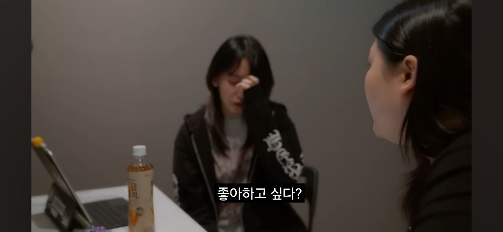 Sakura crying in the recently released Le Seraphim documentary