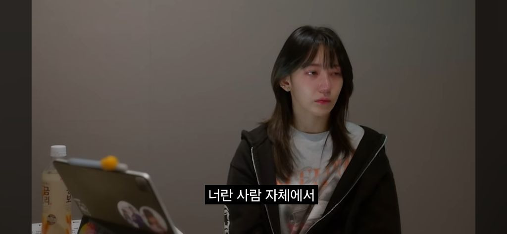 Sakura crying in the recently released Le Seraphim documentary