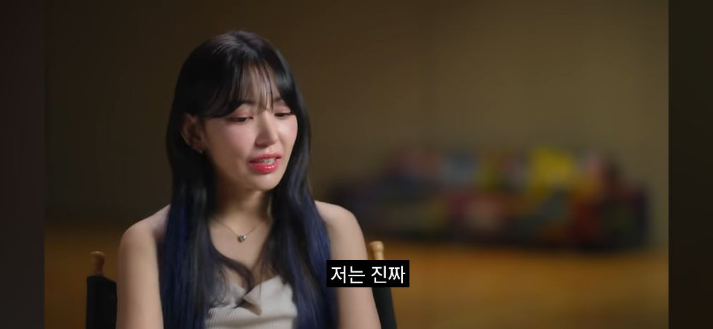 Sakura crying in the recently released Le Seraphim documentary