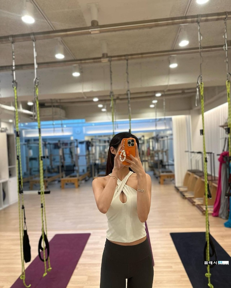 ㅇㅎ) Kim Hye-won Pilates instructor selfie collection