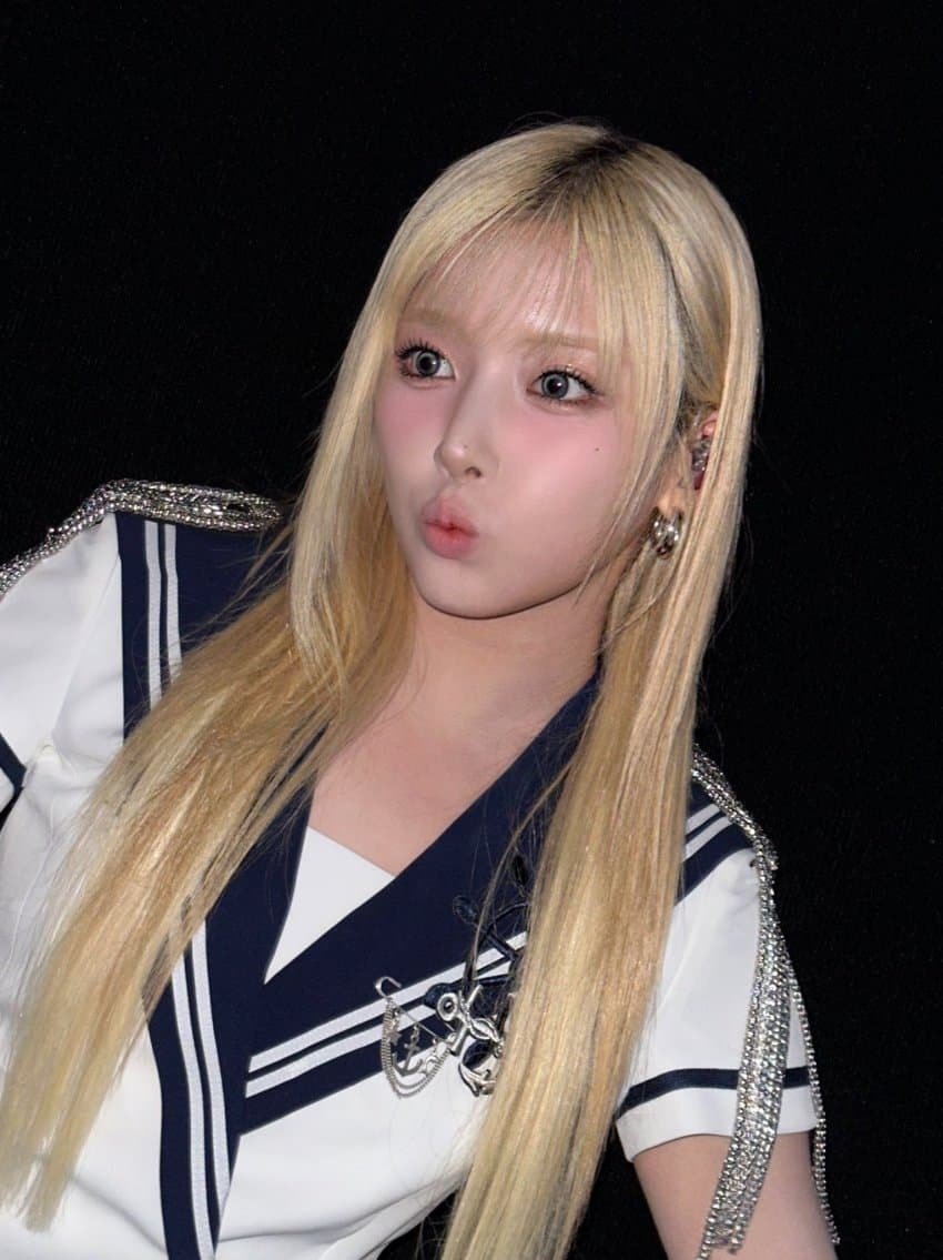 Nmix Jiwoo blonde dye visual