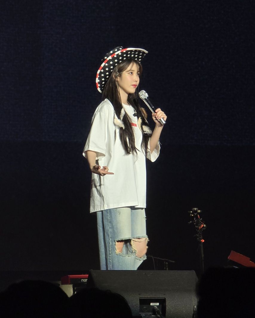 240802 IU H E R World Tour LA