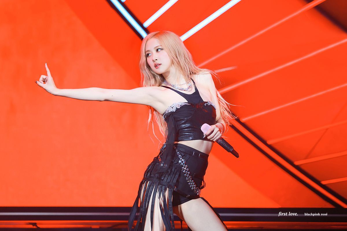 2023 Coachella Blackpink Rosé slim sleeveless armpits