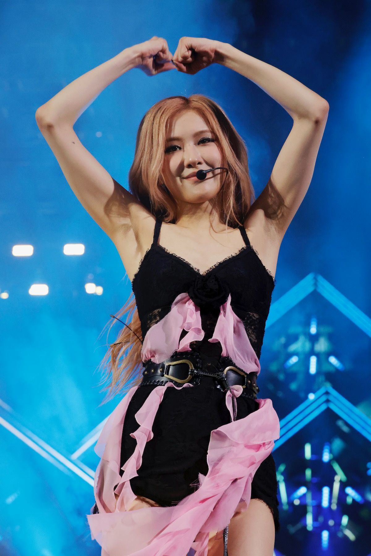 2023 Coachella Blackpink Rosé slim sleeveless armpits