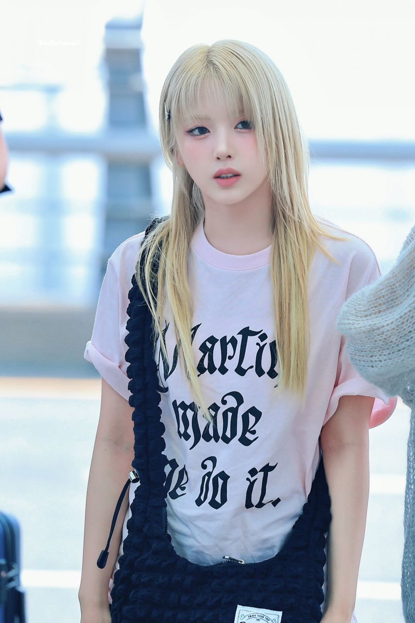 Nmix Jiwoo Blonde Baggy Pink T-shirt