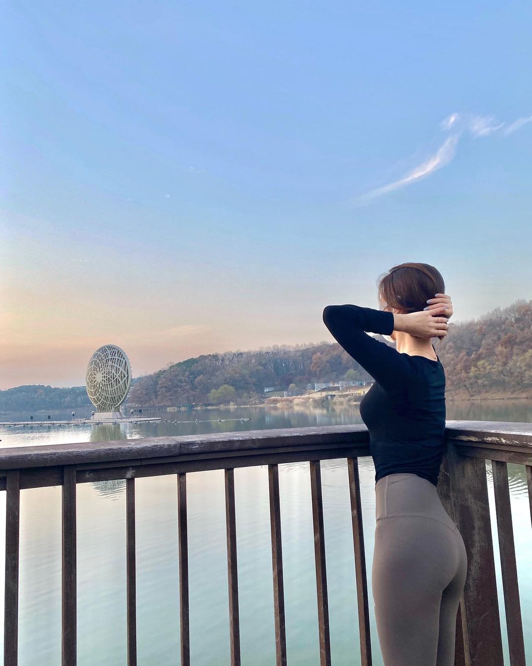 Short hair and eye-catching body