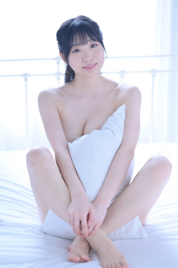 AV actress who started breast care.jpg