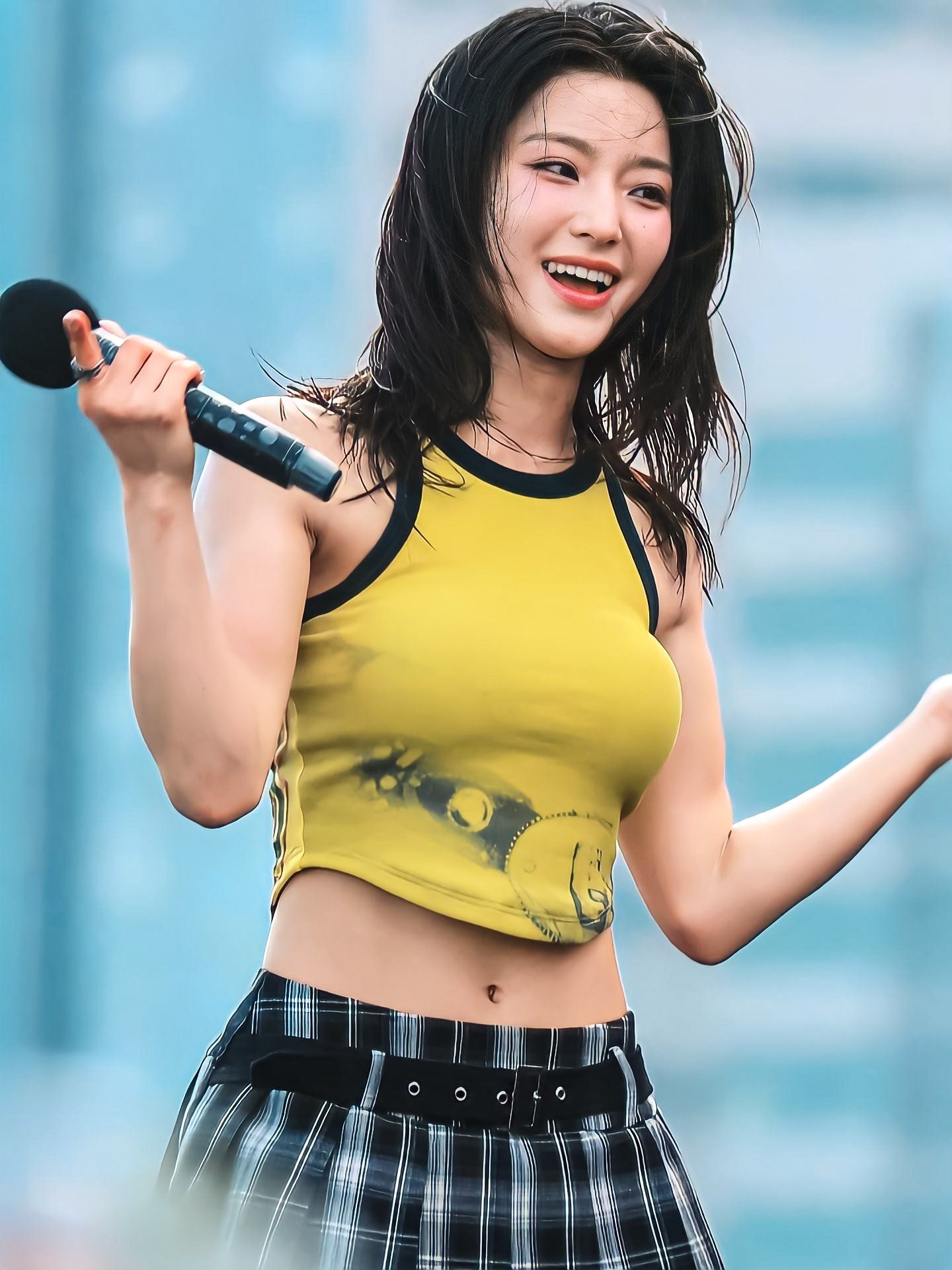 Saerom Lee Water Bomb