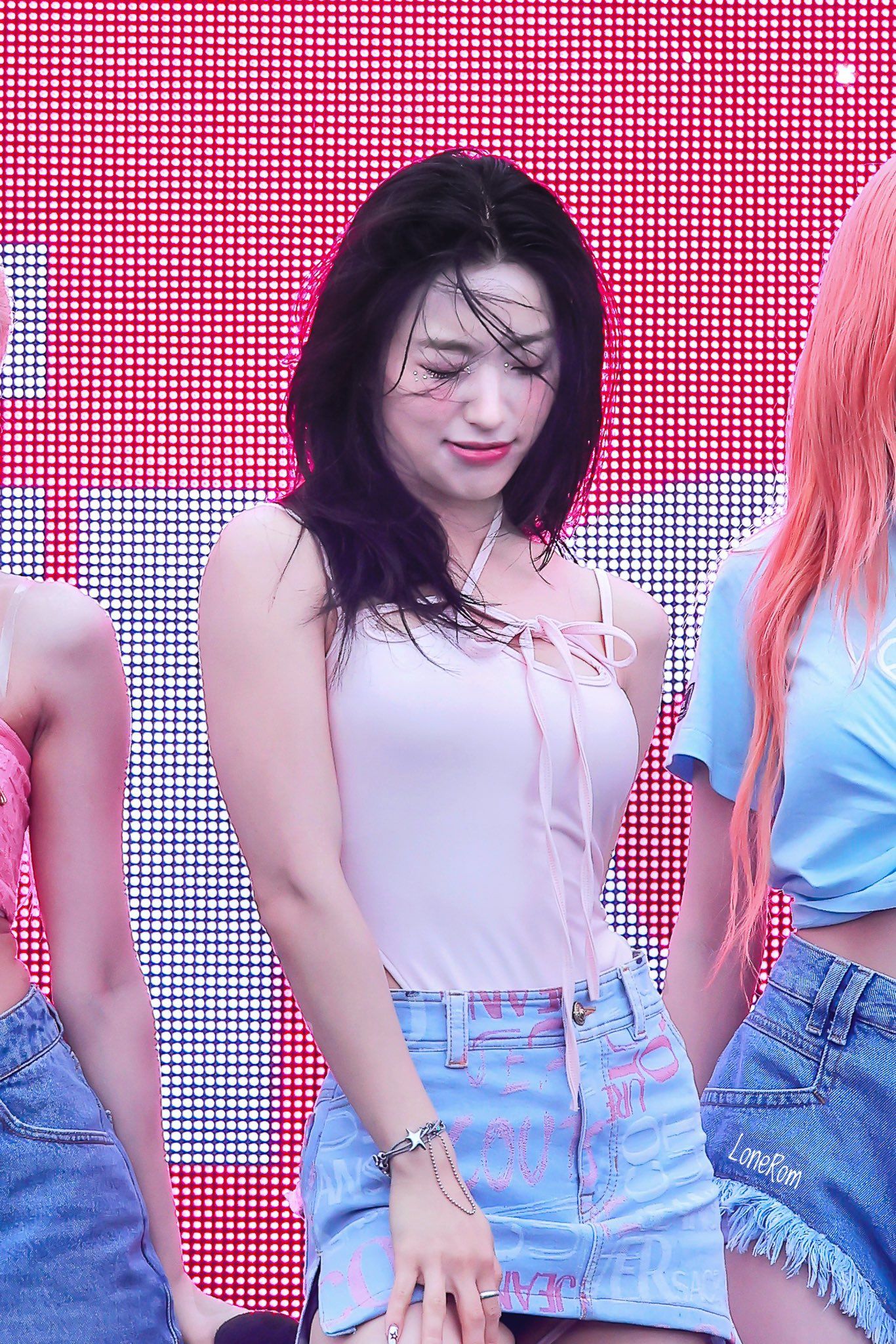 Saerom Lee Water Bomb