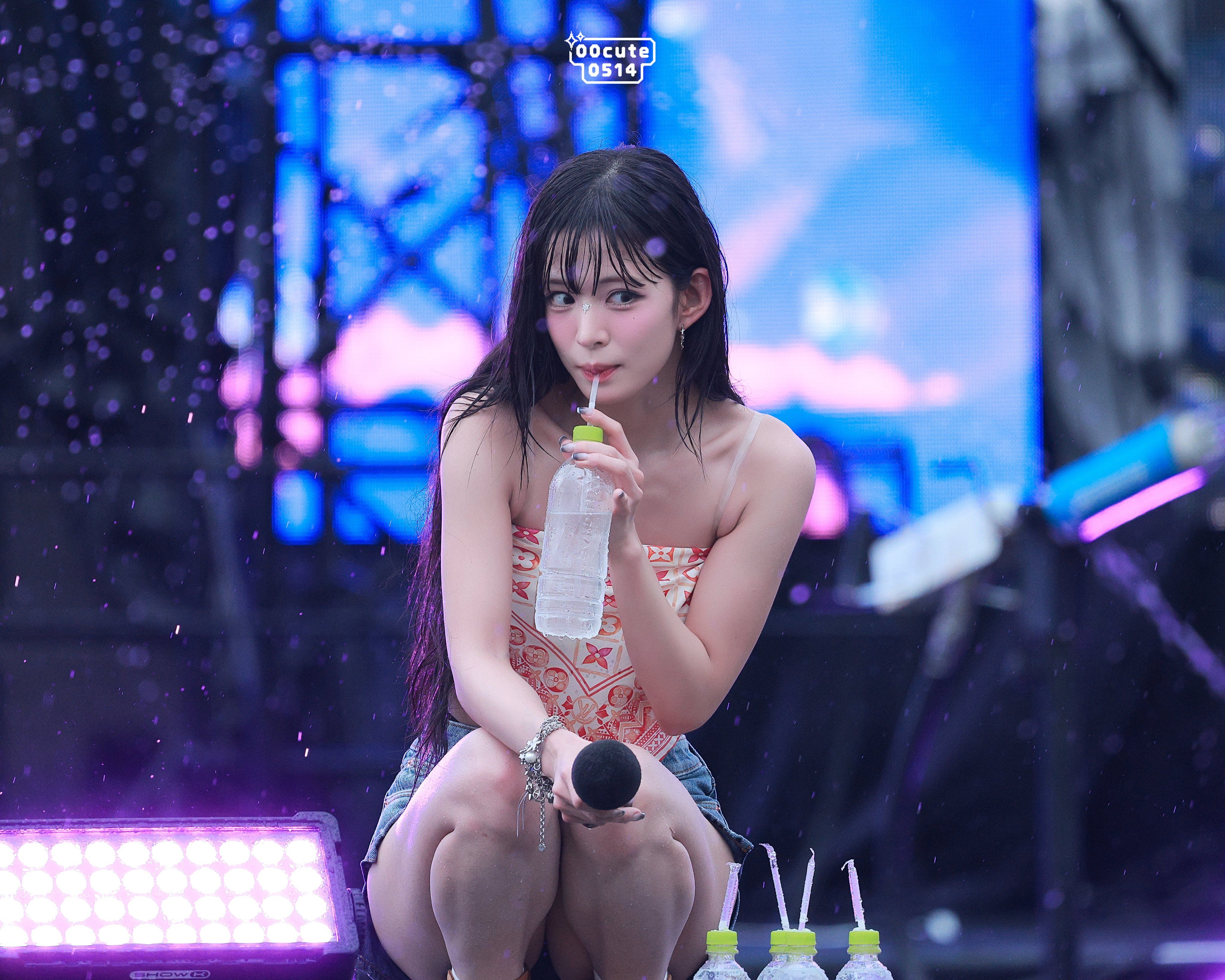 Chaeyoung Lee Water Bomb