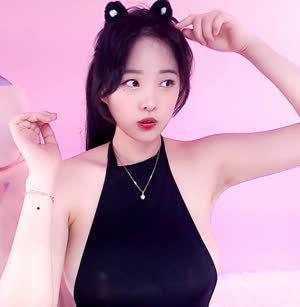 BJ Kim Ha-seon, animal ears, heavy black halter neck, side breasts sticking out