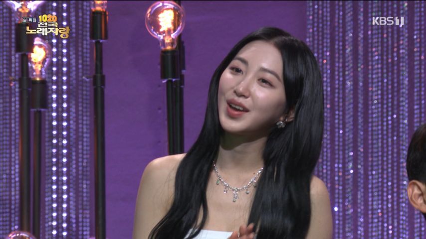 Former Alice Yukyung entertainment show reaction facial expression