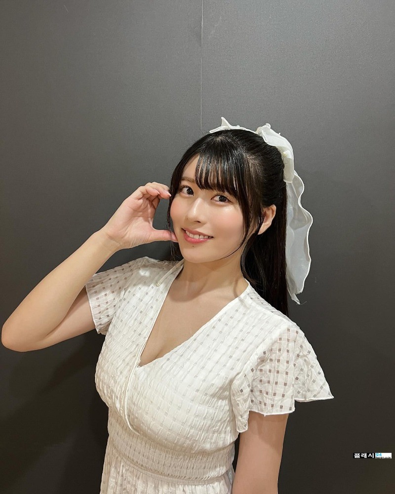 ㅇㅎ) Gravure model Chitose Yoshino waiting for her debut