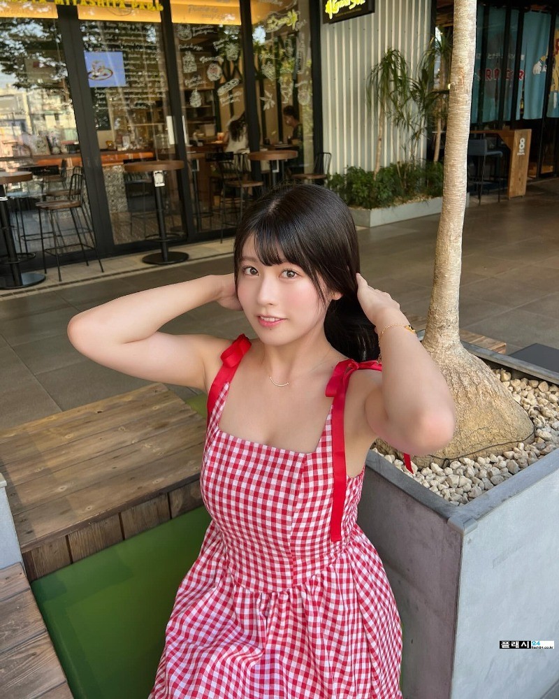 ㅇㅎ) Gravure model Chitose Yoshino waiting for her debut