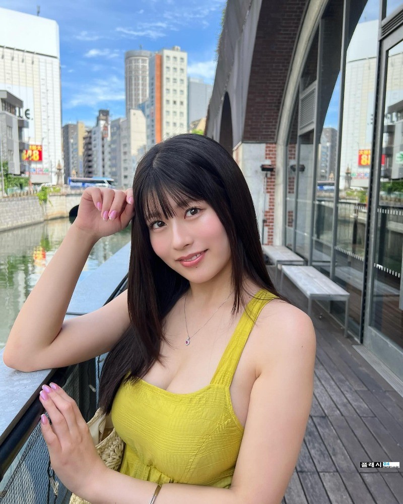 ㅇㅎ) Gravure model Chitose Yoshino waiting for her debut