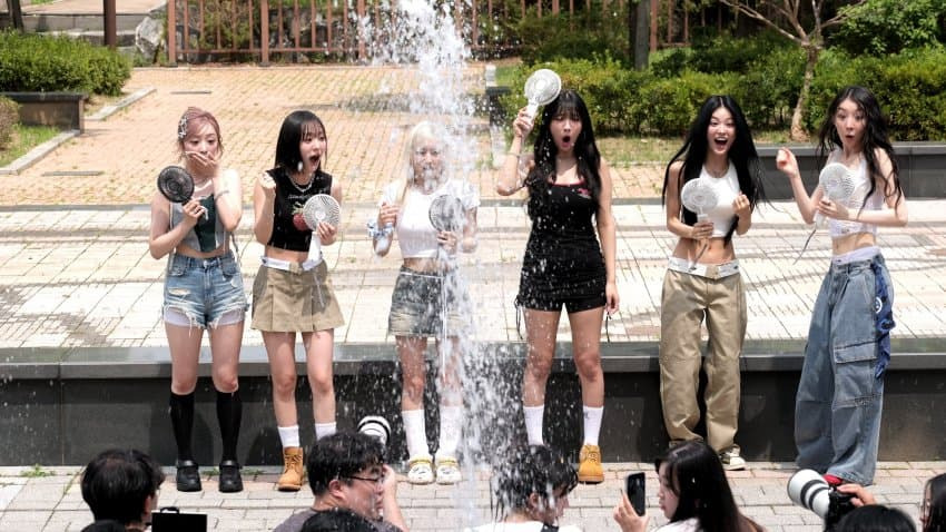 It instantly turned into a water bomb at the girl group's mini fan meeting.