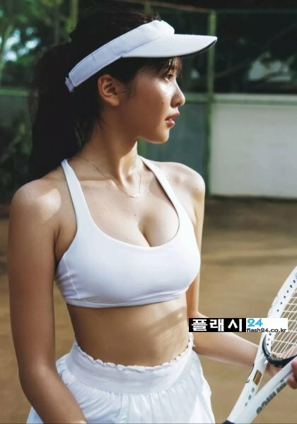 ㅇㅎ) New club member playing tennis