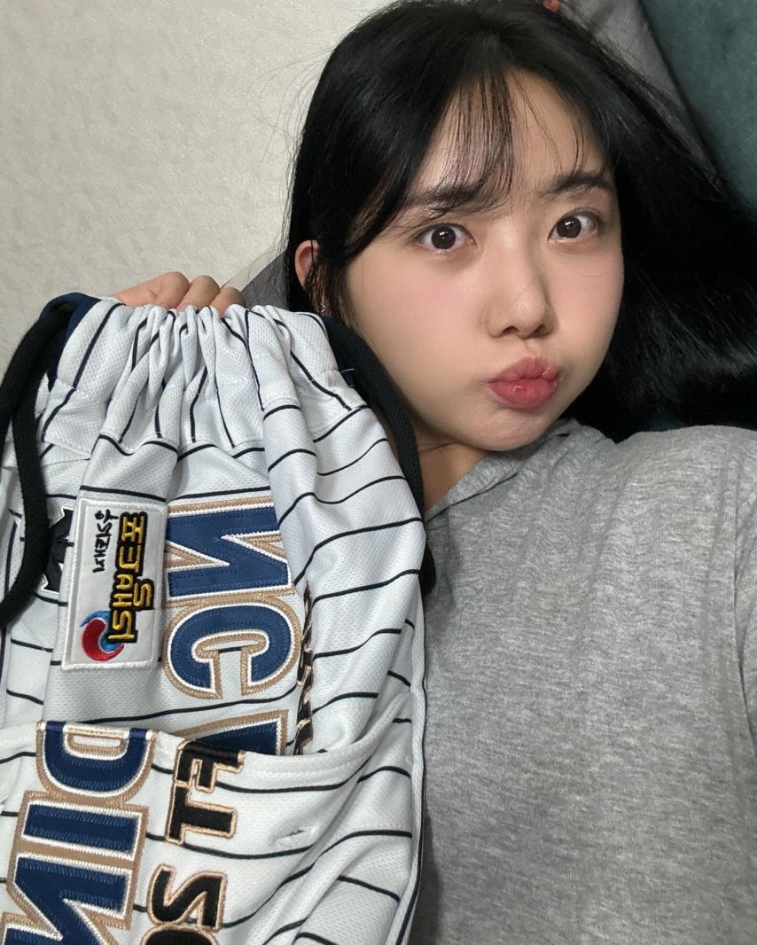 Jibin Hwang, Yuna Kim Instagram