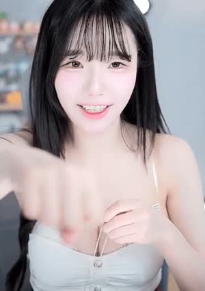 (SOUND)Suryun Suryeon white lace bra with white red sticking out office look cleavage exposed