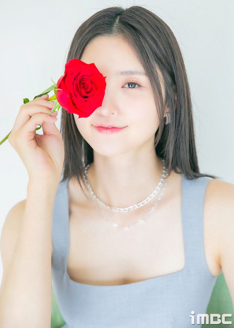 Jeonghwa’s charming transformation